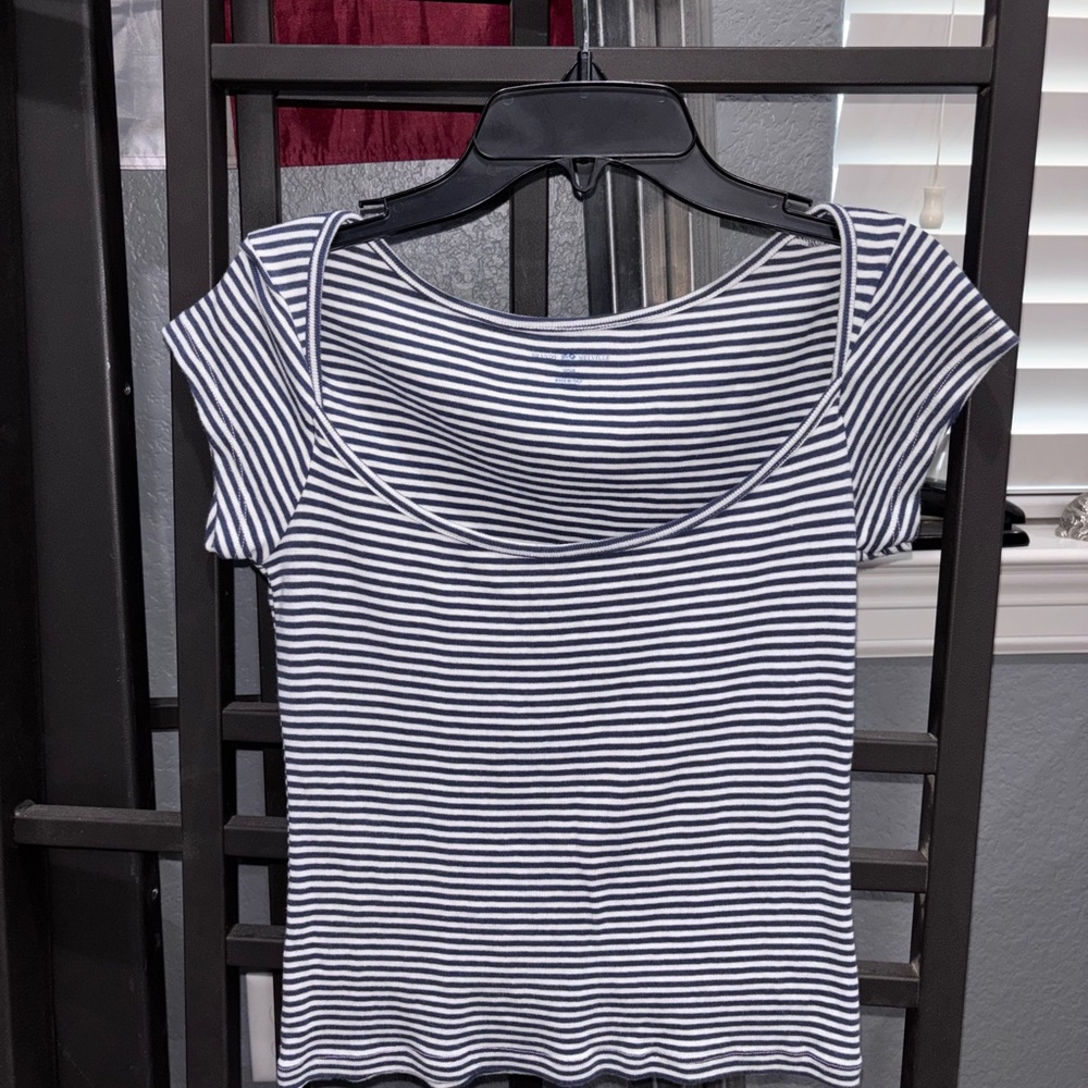 Brandy Melville Navy and White Striped Tee
